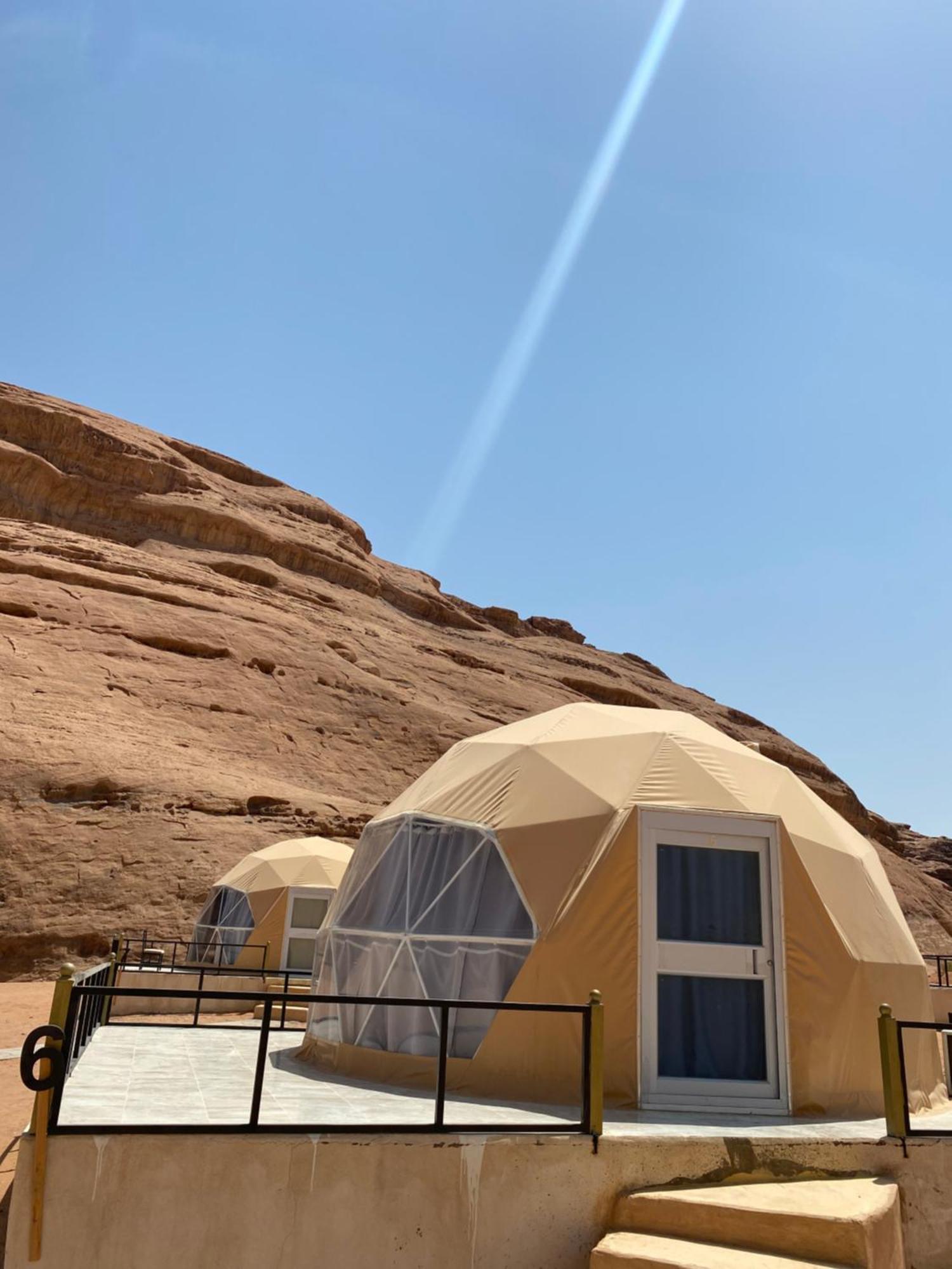 Julia Rum Luxury Camp Wadi Rum Exterior foto