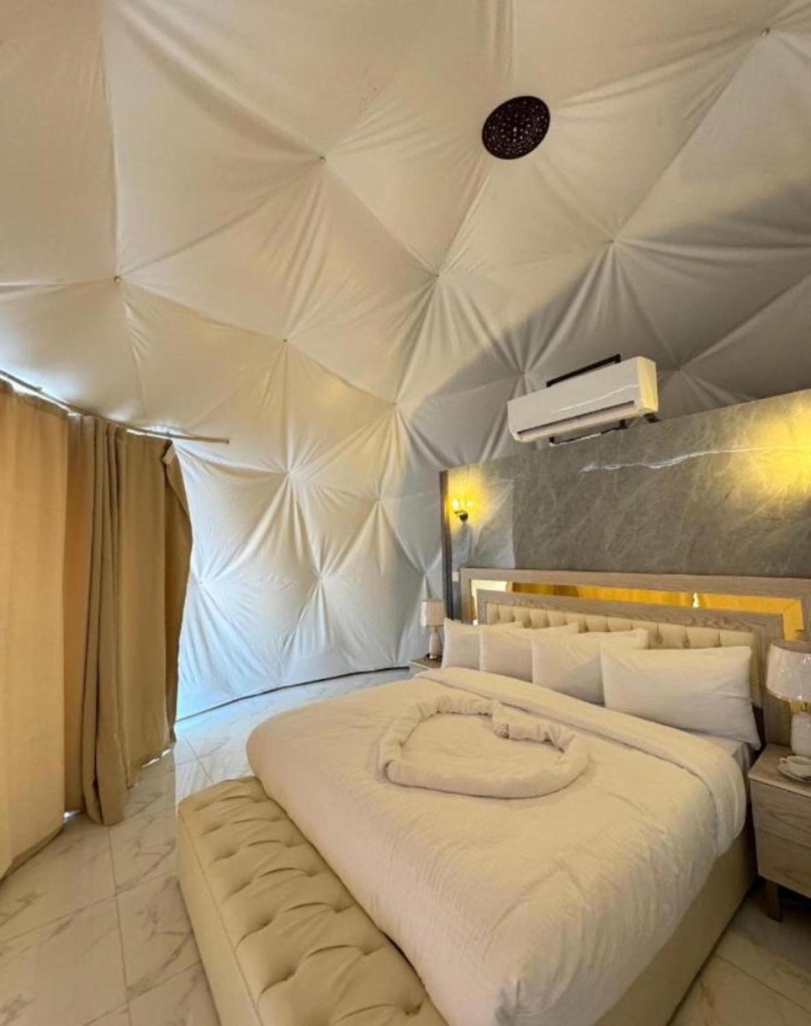 Julia Rum Luxury Camp Wadi Rum Exterior foto
